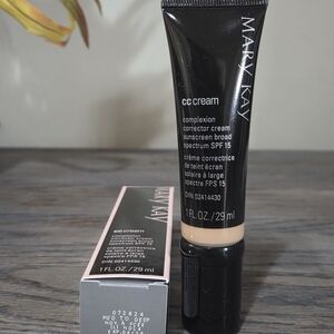 Mary Kay CC Cream - Medium to Deep